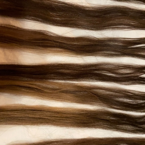 Lightly worn EHP Original Tape-In Extensions- 17 panels-21 inches - Picture 16 of 16